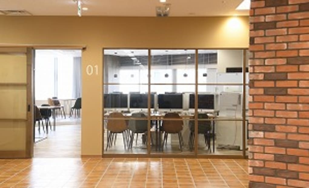 ヒューマンアカデミーWebデザイン講座 新宿校の画像