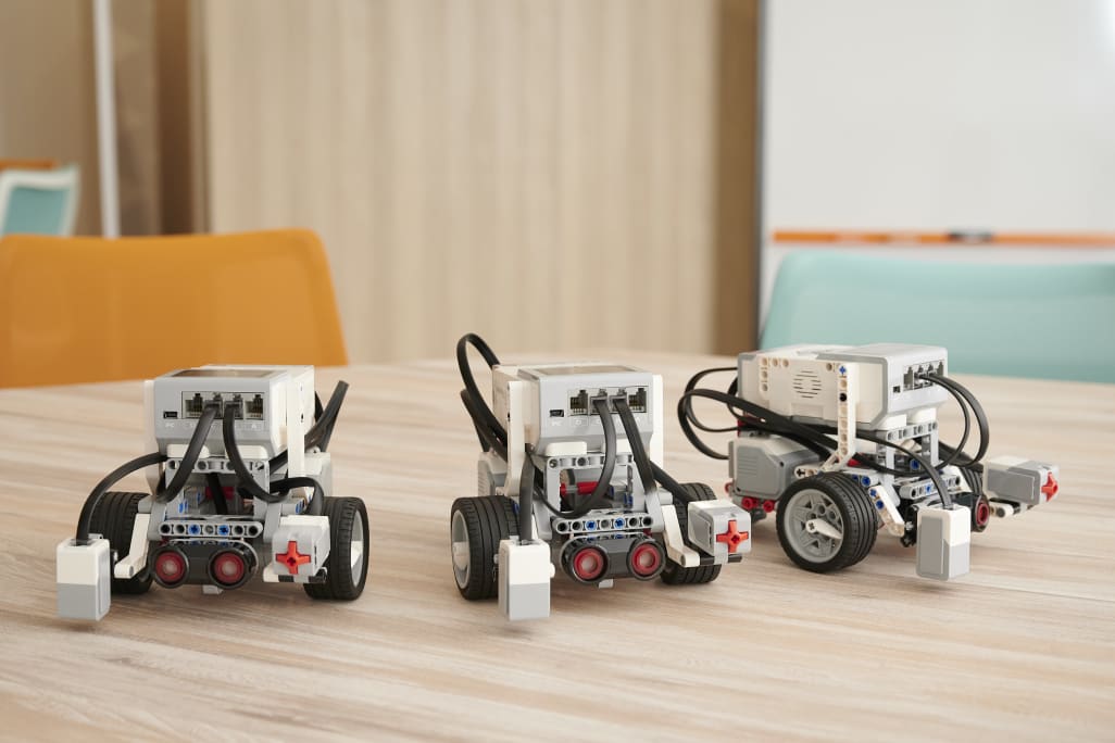 ロボットもゲームも楽しめます！