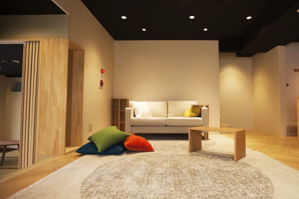 「禅」や「自然」をテーマを形にしたスペースで授業を受けることができます。