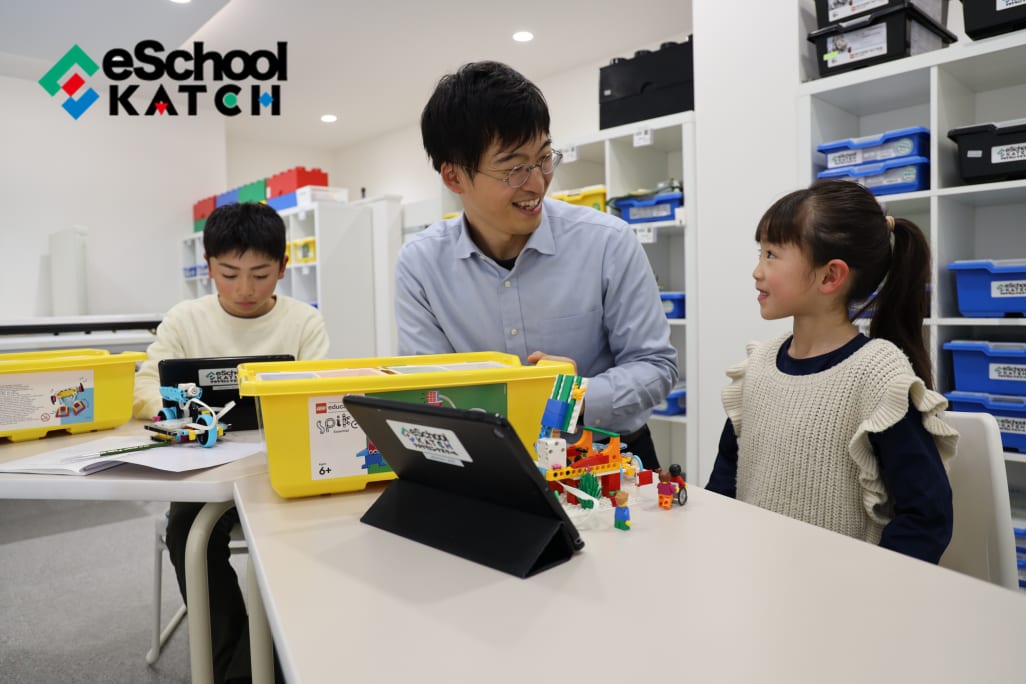 教材はLEGO SPIKE™ベーシック・SPIKE™プライムを使用。