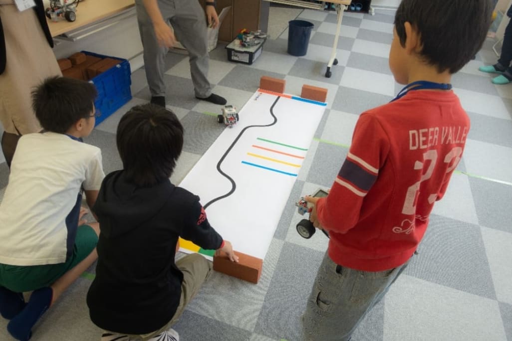 挑戦も失敗も、すべてが『ロボット制御』を体験する貴重な機会です