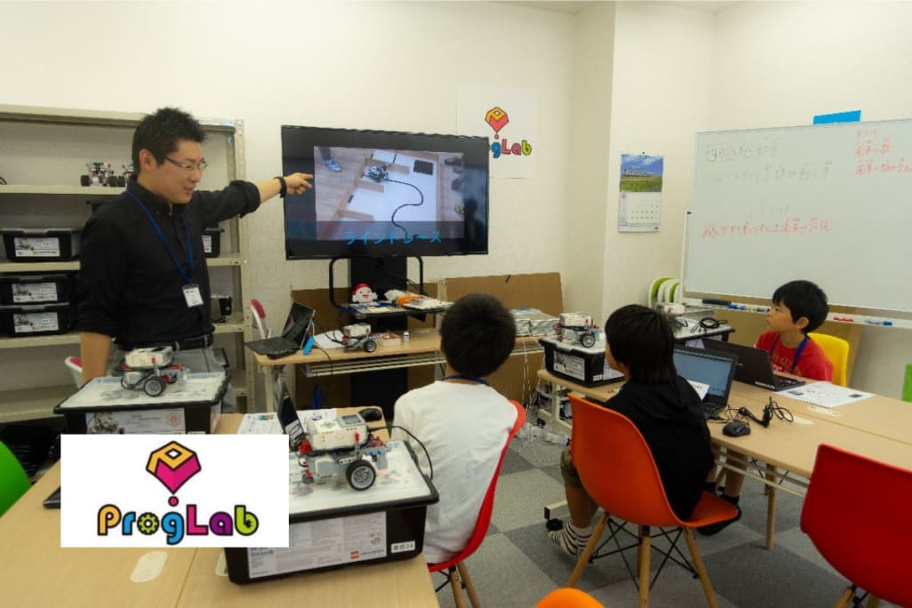 まずは、ライントレースの動画を見て完成イメージを明確にします