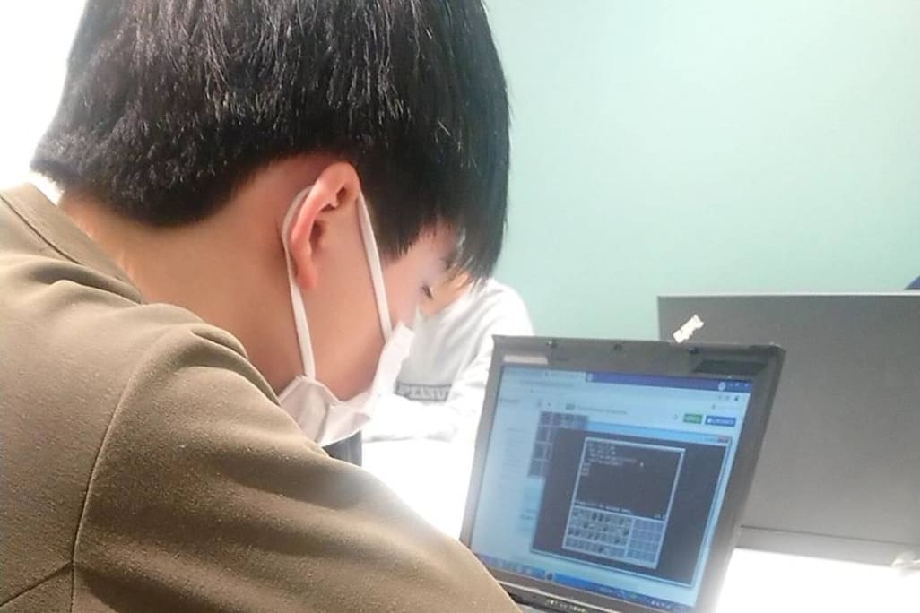 33E5104E-842E-4D3B-B03E-F9AD05F9F25E