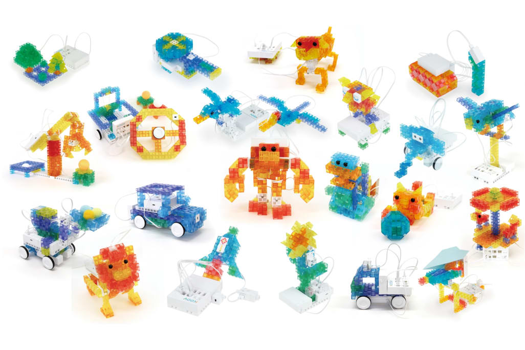 ワオラボとソニーで共同開発した独自のKOOV®カリキュラム（最大8年間）