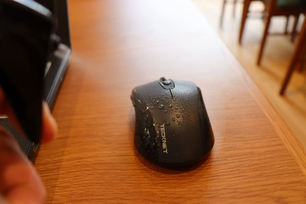 (コロナ対策)その都度、触れたものは除菌をしています