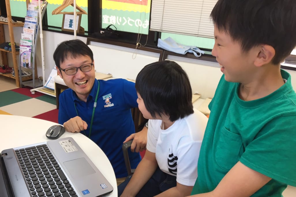 先生と生徒が楽しくコミュニケーションをとりながらレッスンを進められます。