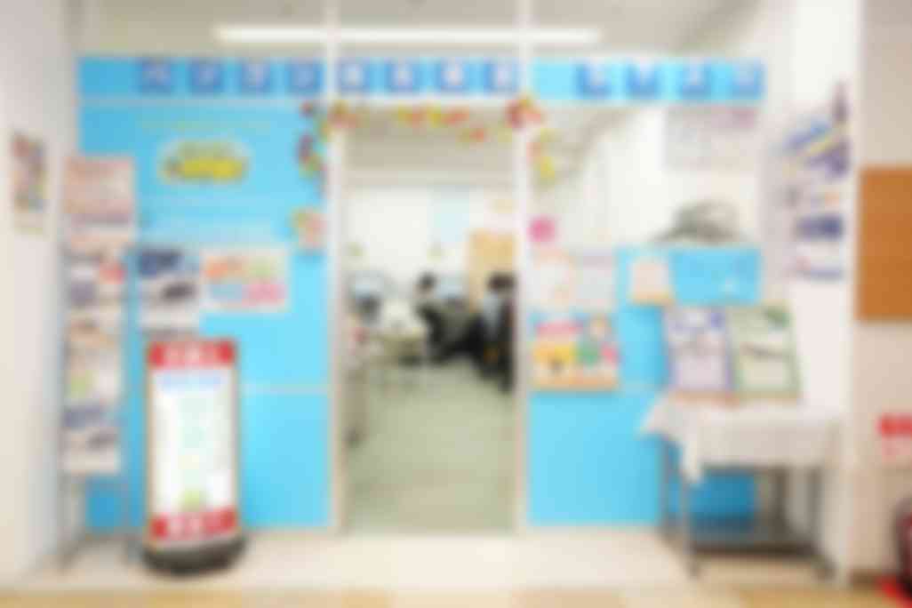 教室は丸広百貨店4階にあります。