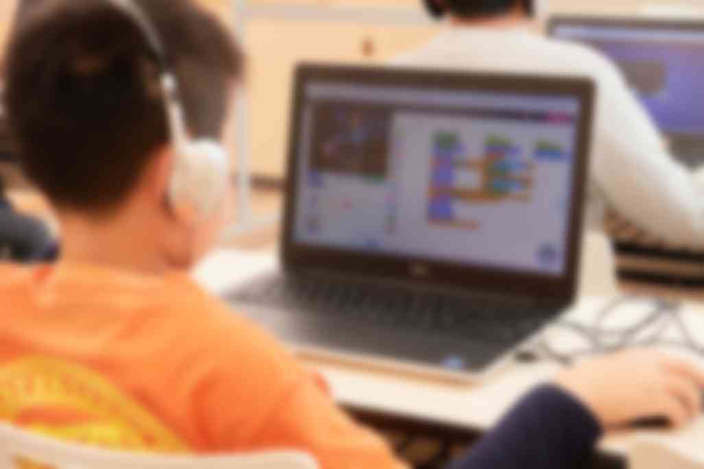 一人ひとりの進度にあわせて学びます