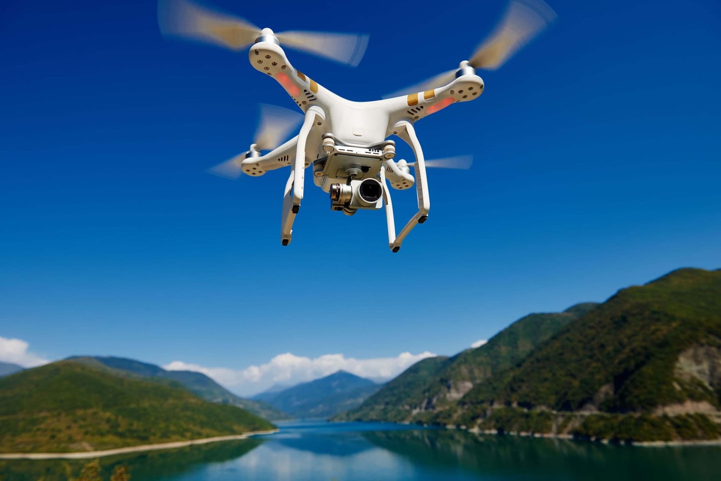 JUAVACドローンエキスパートアカデミー横浜校