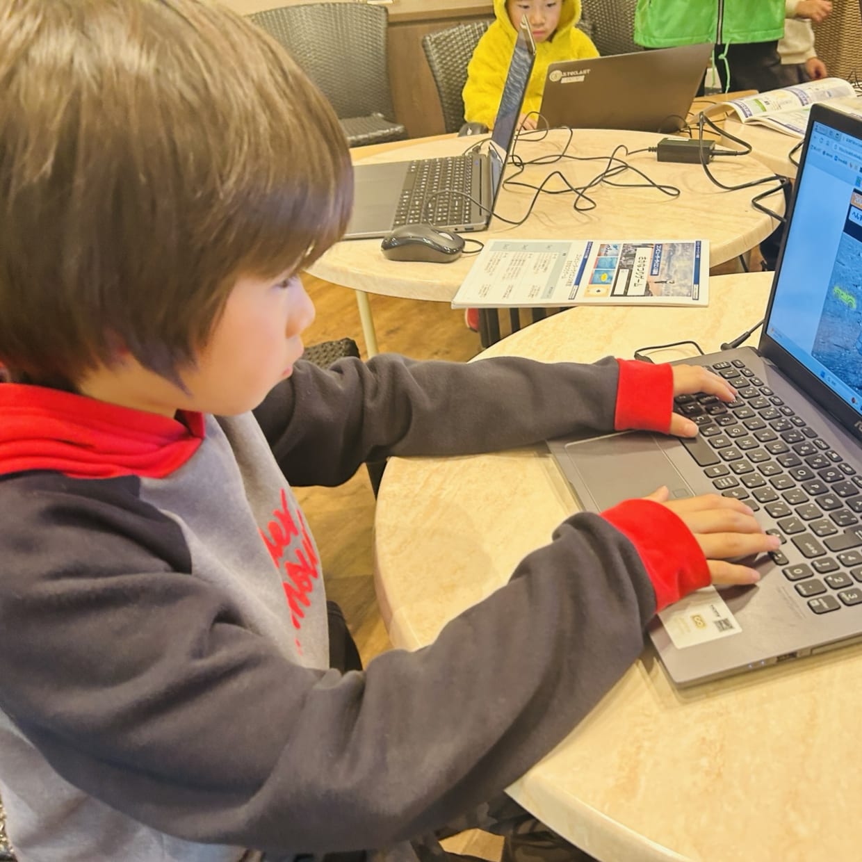 コンピュータサイエンス体験＠キンダリーインターナショナル