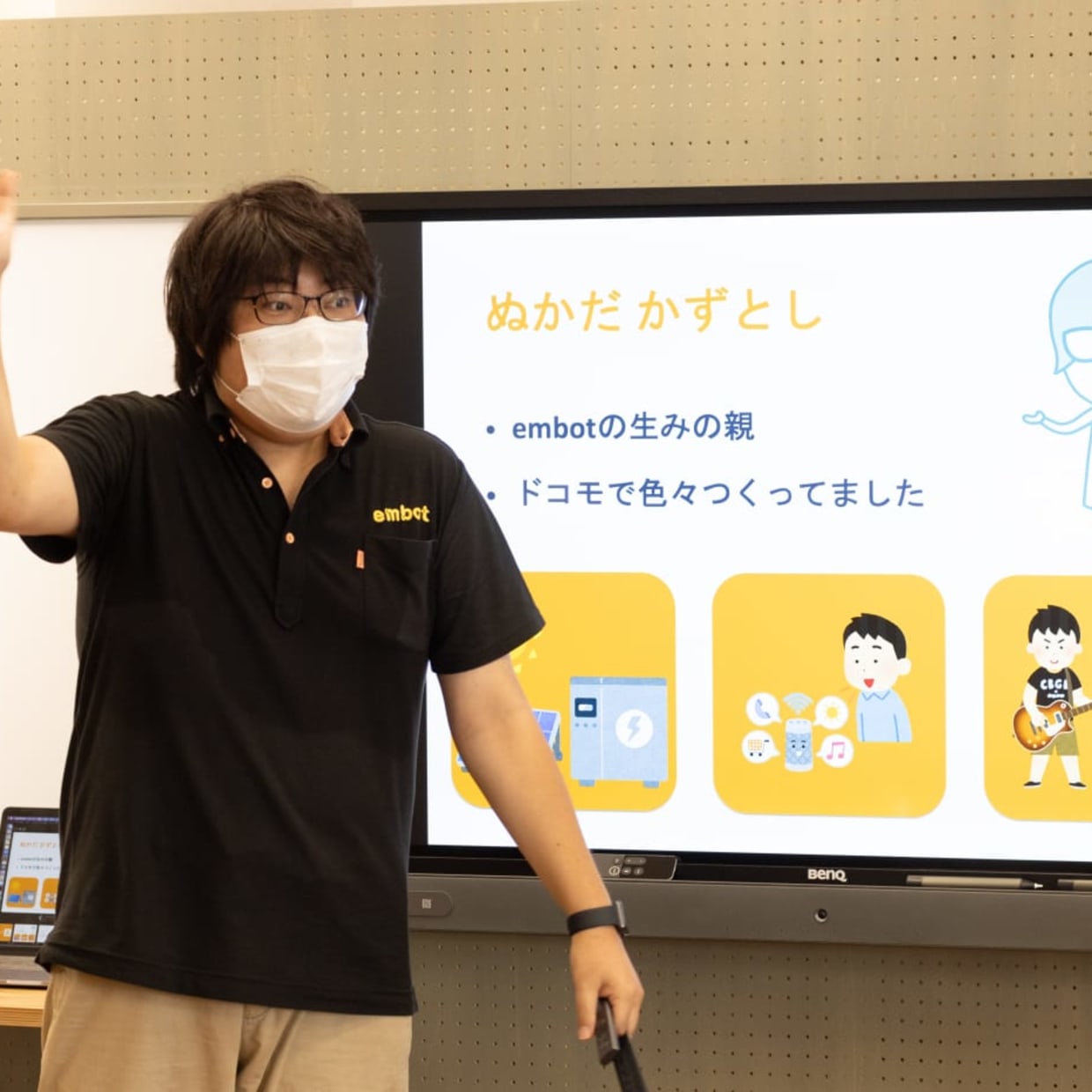 JO_bl3RBjX2V_JbeRSd34A