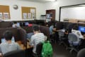 集中して学べる環境を整えています。十分なスペックのPCで、快適にプログラミングができます（みなみ野教室）