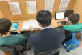 真ん中に先生が座るので、わからないところはいつでも教えてもらえます。