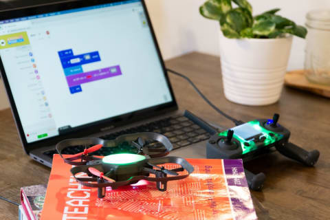 ドローンプログラミングのイメージ画像