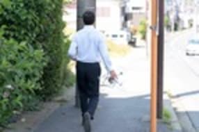 所用時間は5分！ドローンで「足場不要の屋根調査」が実現し、ミニクーパーで訪問する営業スタイルに