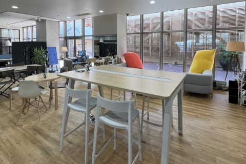 少人数で個別進行！一人ひとりの成長に合わせたプログラム授業🚀