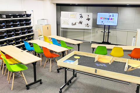 【プログラボ大泉学園】西武池袋線 大泉学園駅 北口より徒歩2分ですので、便利に、安全に通っていただけます。