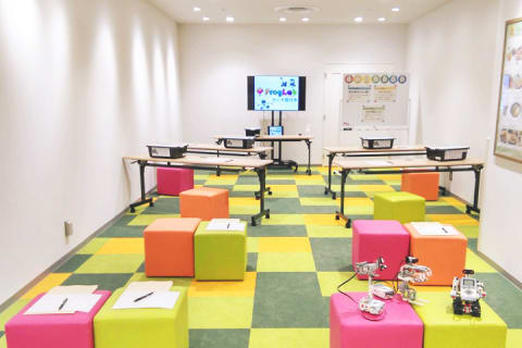 【プログラボセレオ国分寺】ＪＲ中央線 国分寺駅直結です。セレオ国分寺5階『こども広場』内ですので、便利に、安全に通っていただけます。