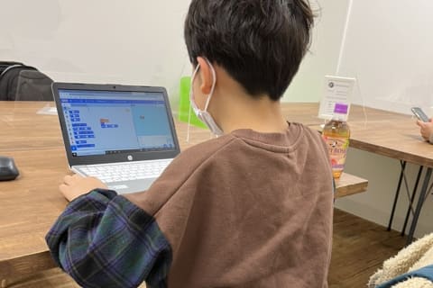 79D50860-BD97-4920-8E9C-E5B21E3FC100