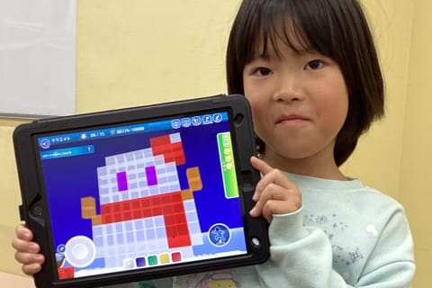 12～2月に開催したHALLOの冬期講習「ウィンターチャレンジ2025」はたくさんの子どもたちが参加してくれました！／今回は「ドット絵」と「ウインターマーケットをつくろう」の2つの課題に挑戦しました★