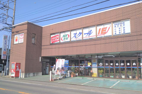 「富里小学校」バス停より徒歩１分