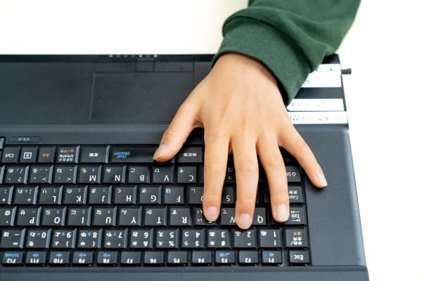 正しいホームポジションも学べます