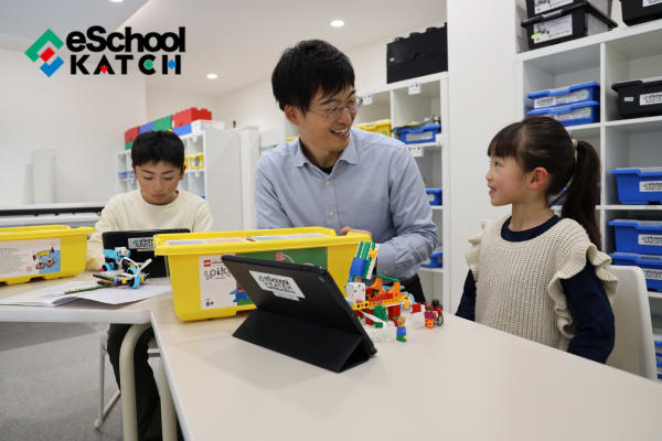 教材はLEGO SPIKE™ベーシック・SPIKE™プライムを使用。