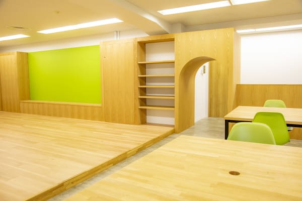 木質感たっぷりの空間で学習効率もアップ！
