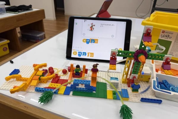 レゴ SPIKE ベーシックを使った授業の様子