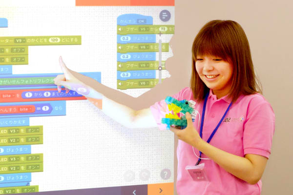 初めてでも安心、講師が優しく丁寧に指導します。