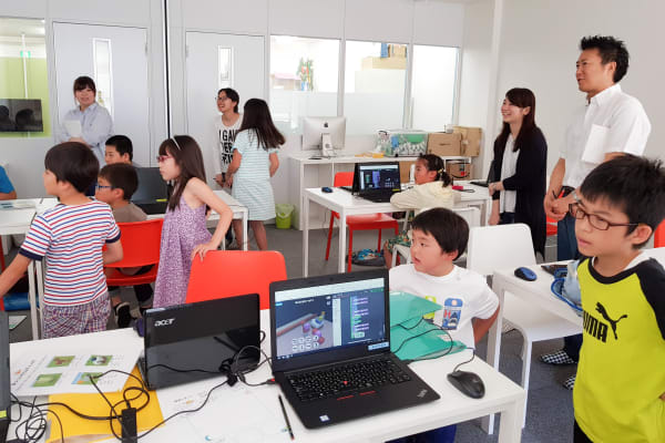 キッズプログラミングスクール8x9(ハック)　授業の様子1