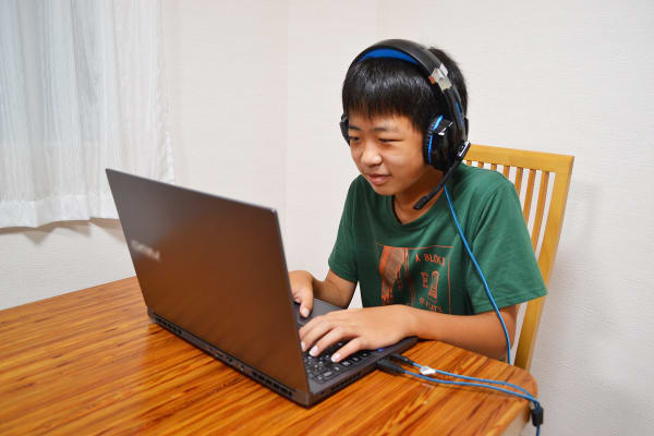 講師の小粋なトークに思わずニヤリ？