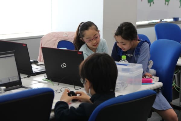 子どもたち自身で学習を進めるスタイル