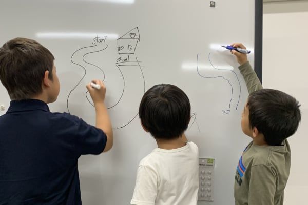 楽しく意見を出し合います