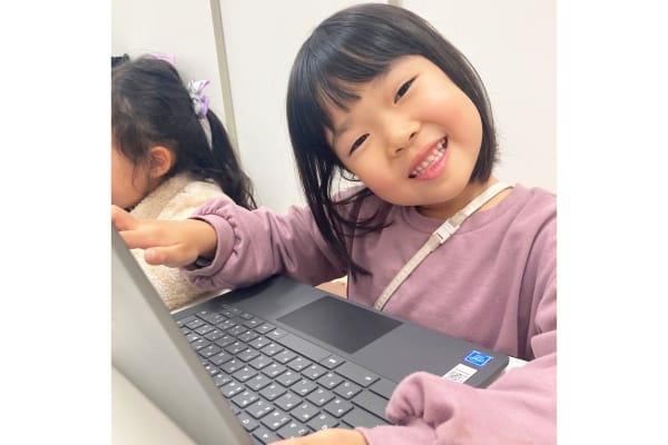 プログラミングのレッスンの様子