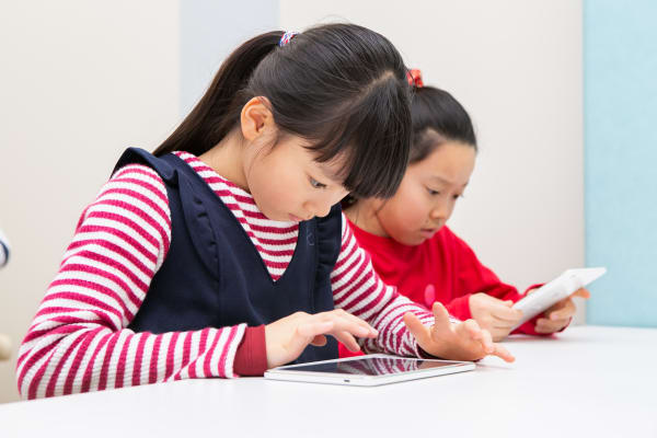 タブレットのレッスンではScratch.Jrを使用。