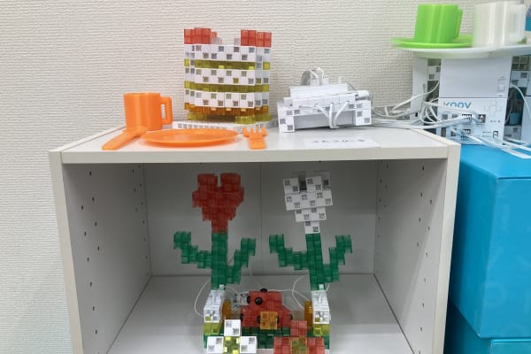 新作品も次々とお披露目、このチューリップはどのように動くのでしょうか？【2024年2月末撮影】