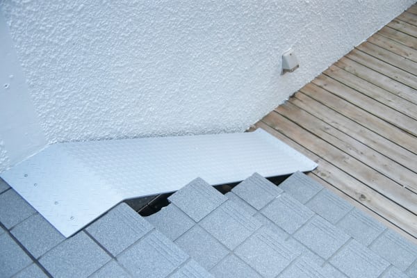 駐輪場のスロープ