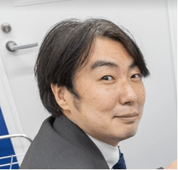 Crefus（クレファス）学園長 岡崎さん