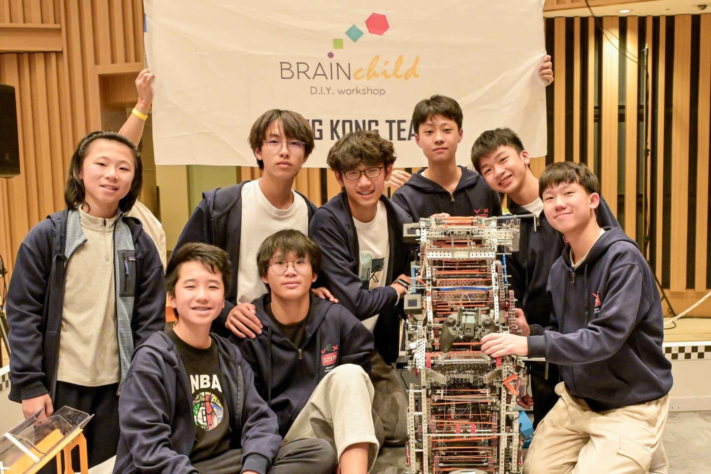 VEX Robotics Japan Cup 2026で受賞した香港のチーム