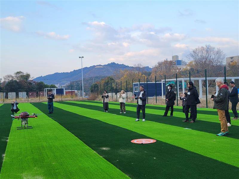 和歌山のおすすめドローンスクール「エス・ティー・ワールドドローンスクール」屋外講習