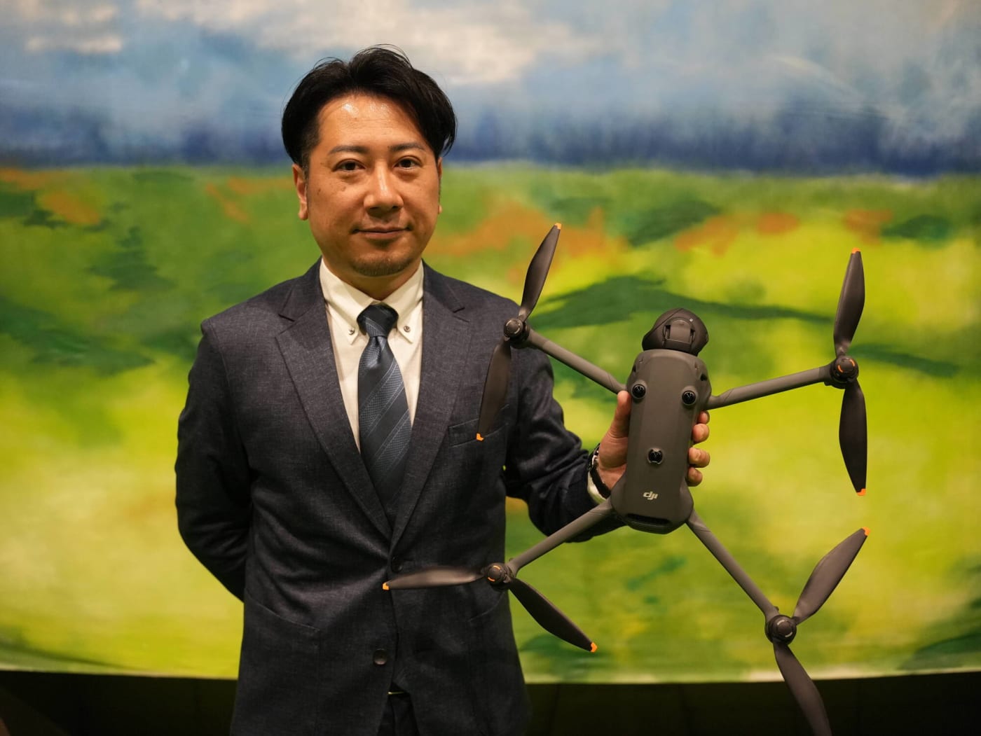 AZAX ドローンスクール（大阪）を運営する株式会社AZAX取締役・インストラクターの木村さとしさんの写真