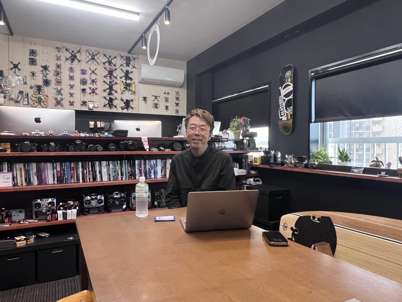 大阪・協立倉庫代表でドローンFPVの先駆者である境さんの写真