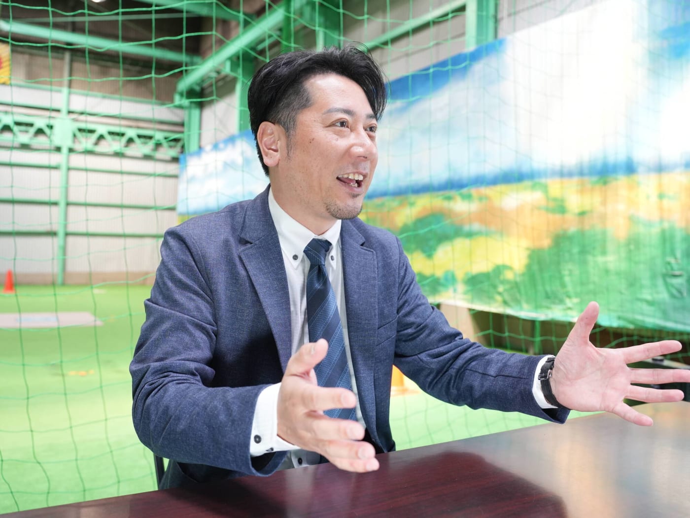 大阪で仕事に直結するAZAX ドローンスクール（大阪）の代表に取材