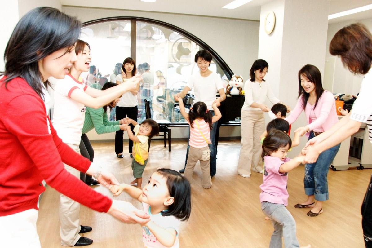 カワイ音楽教室 リトミックコース