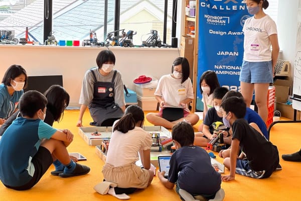 毎年恒例VEXサマーキャンプの様子