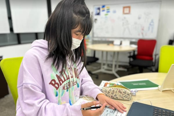 自習コーナーは授業時間以外にも通いたい放題♪