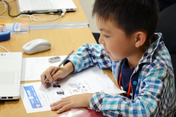 保護者様とも授業内容や課題を共有