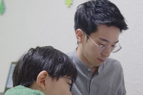 マイクラコースで先生と考える姿