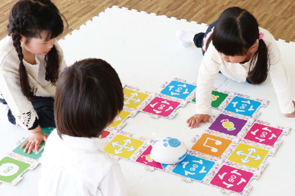 ロボットによるプログラミンク教室